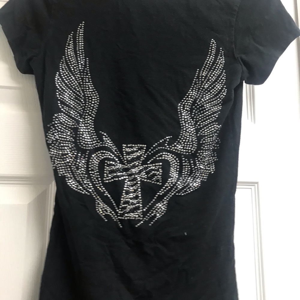 Short sleeve diamond cross t-shirt